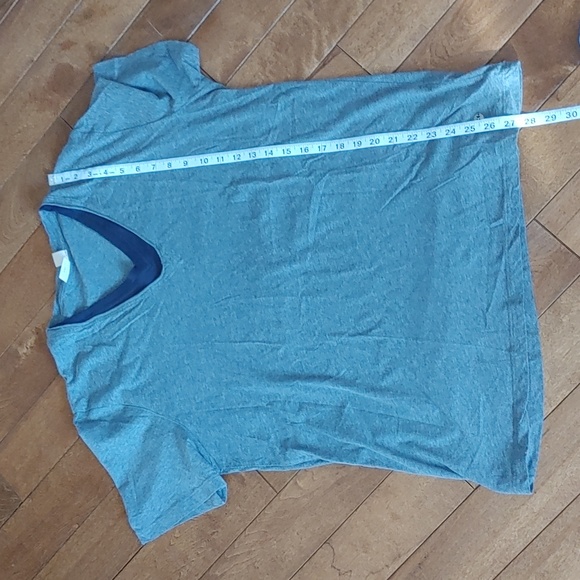 Hugo Boss T-Shirt Large - Picture 8 of 8